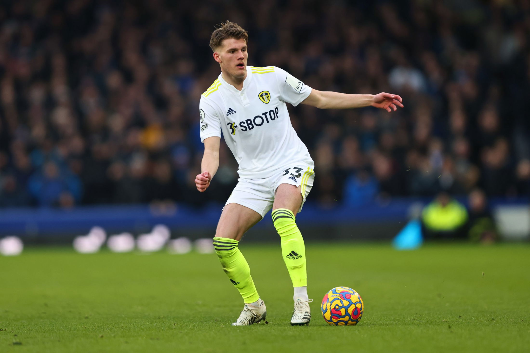 Marcelo Bielsa Confirms Injured Leeds United Player At Risk Of Needing