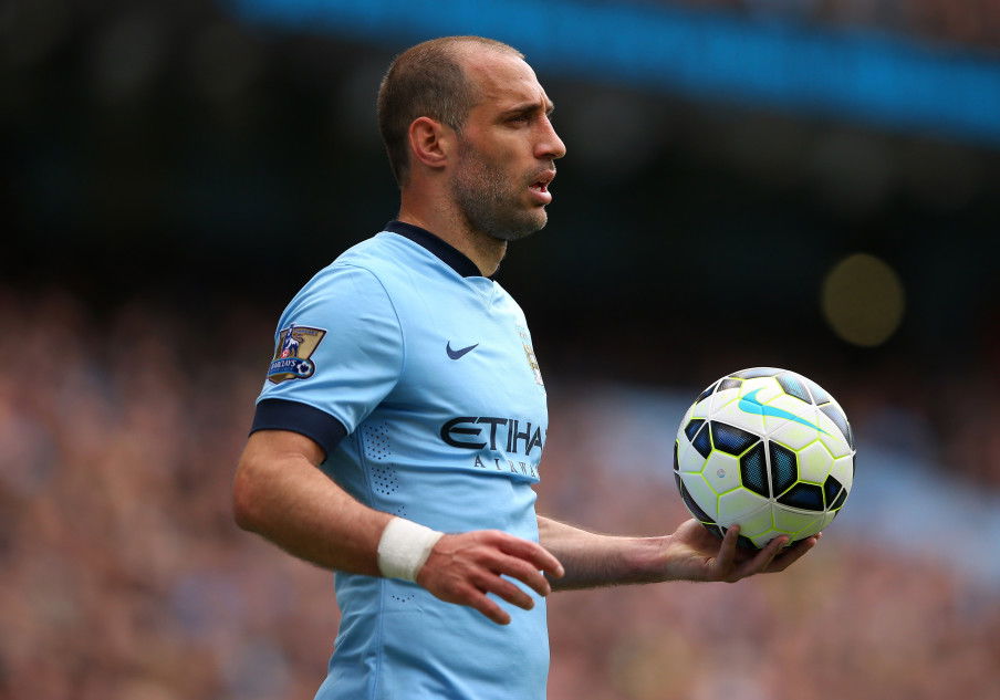 RB: Pablo Zabaleta. 