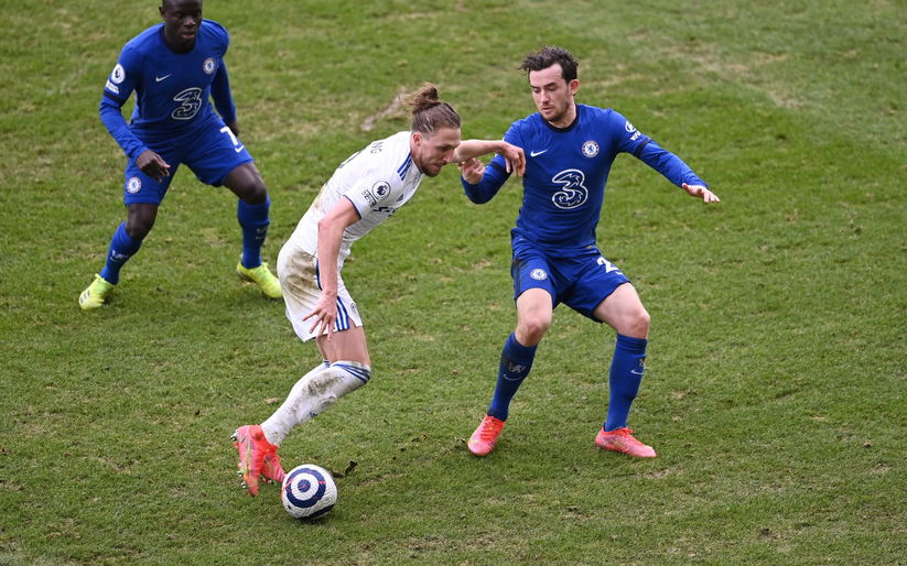 Image for Luke Ayling verdict emerges as Leeds United pundit talks up Marcelo Bielsa tactic