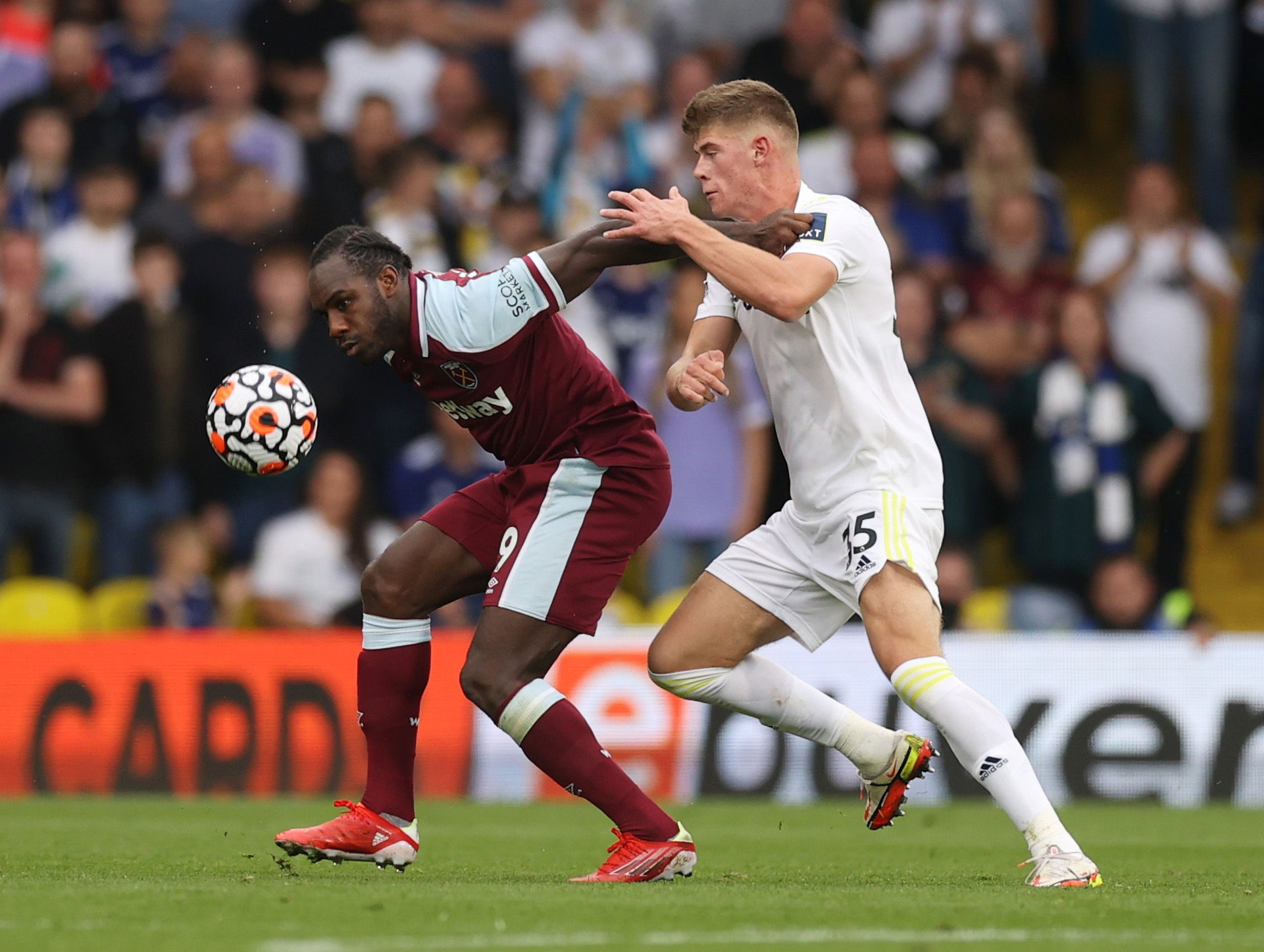  ‘Absolute beauty’ – Footage of Leeds United starlet has these fans in awe