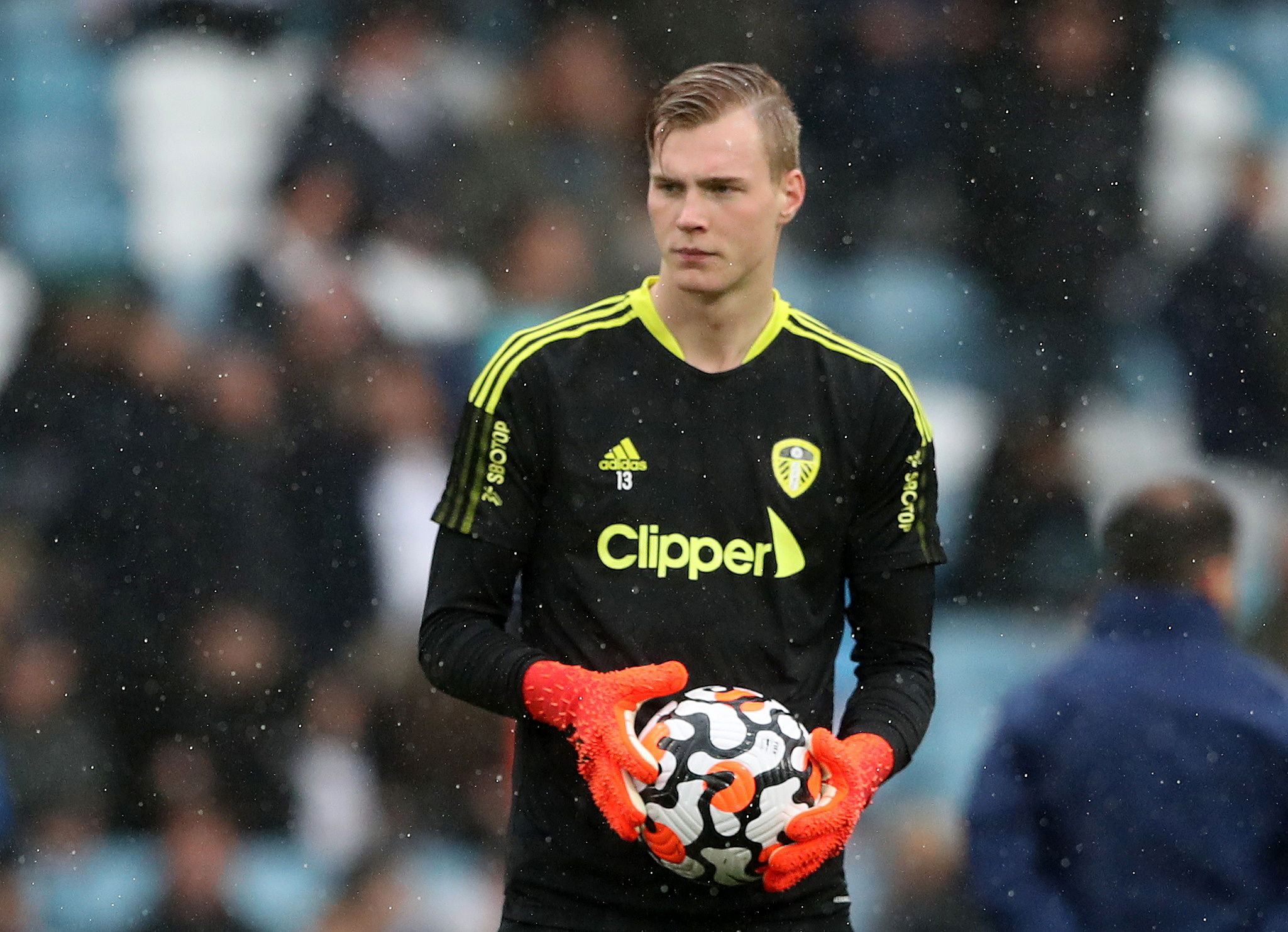  Phil Hay makes encouraging claim on individual waiting for his Leeds United debut after January 