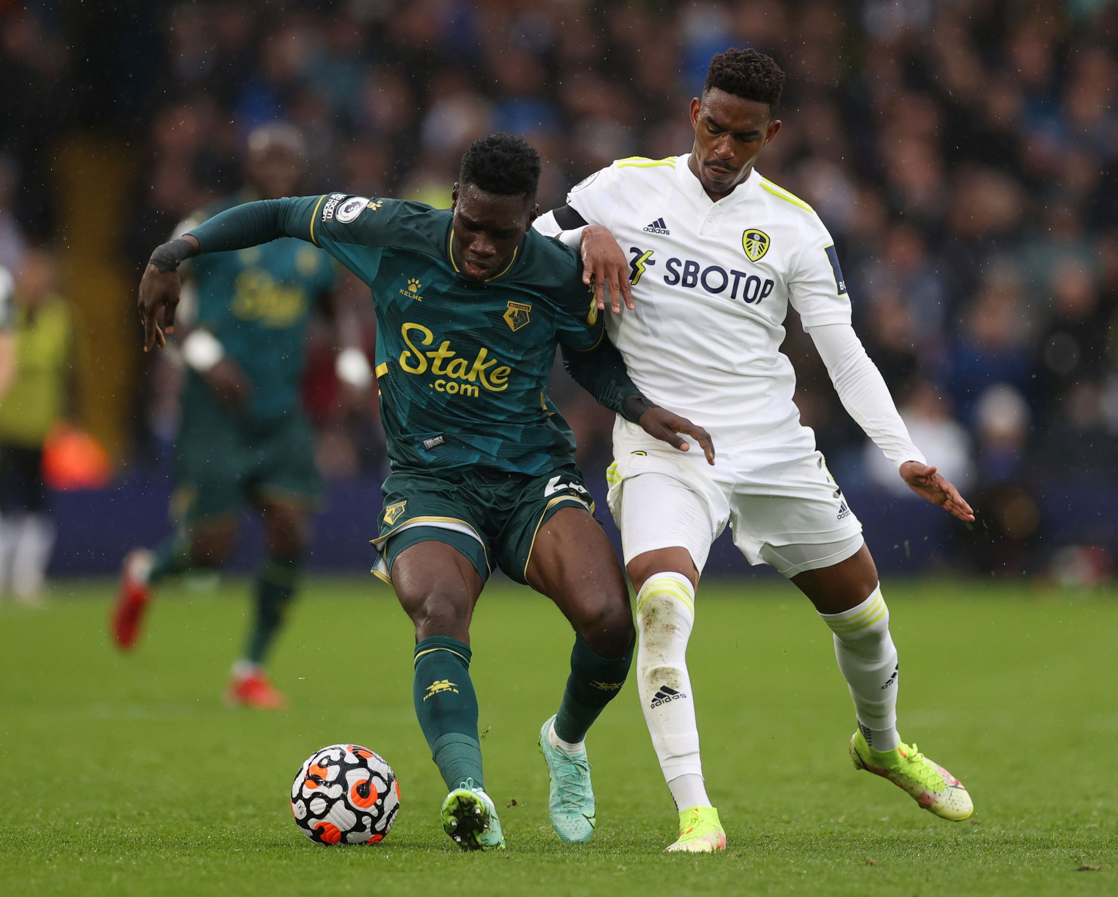  Phil Hay details why Leeds United were without first-team pair v Leicester City