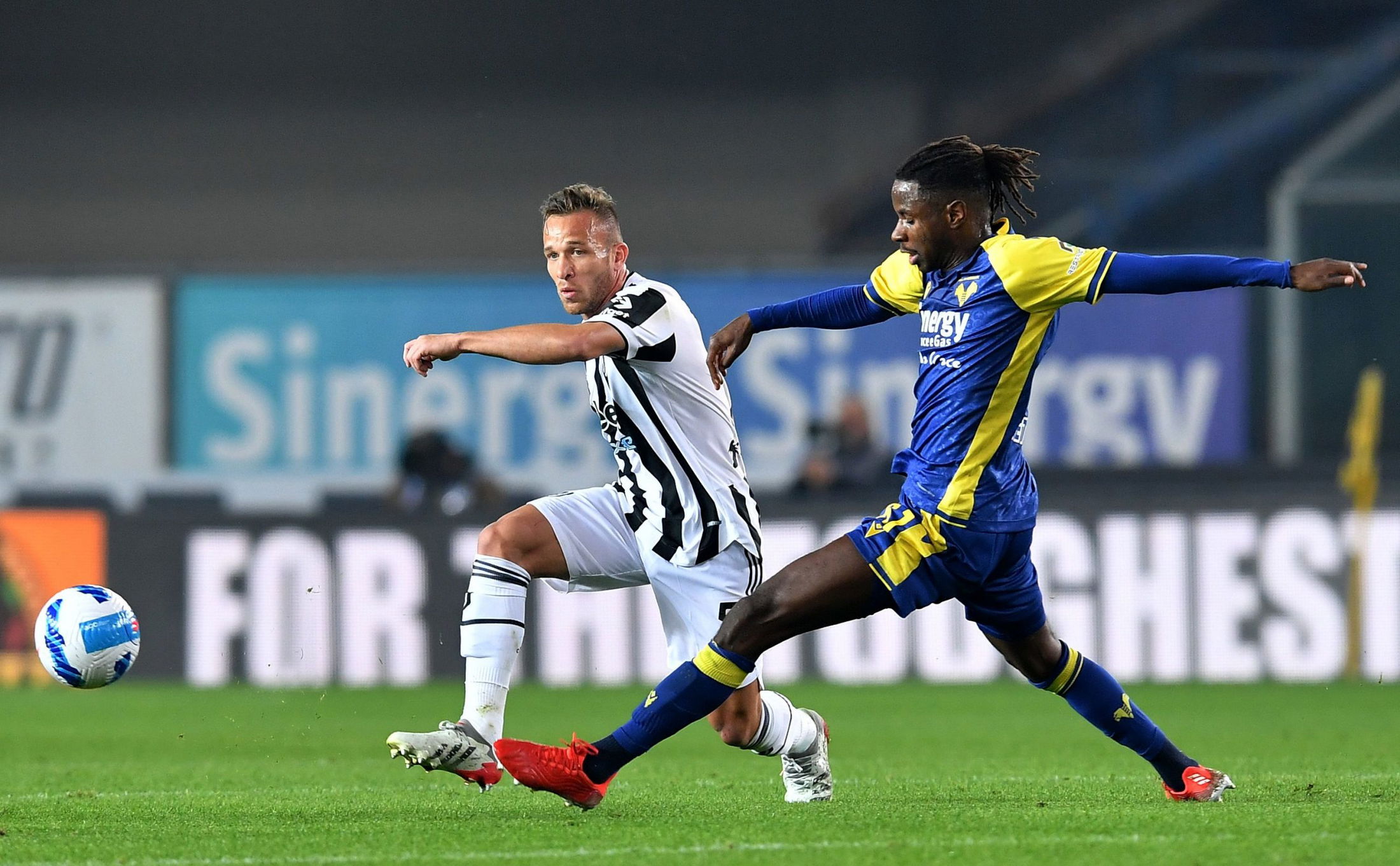  Leeds United facing fresh competition in race for Juventus transfer agreement