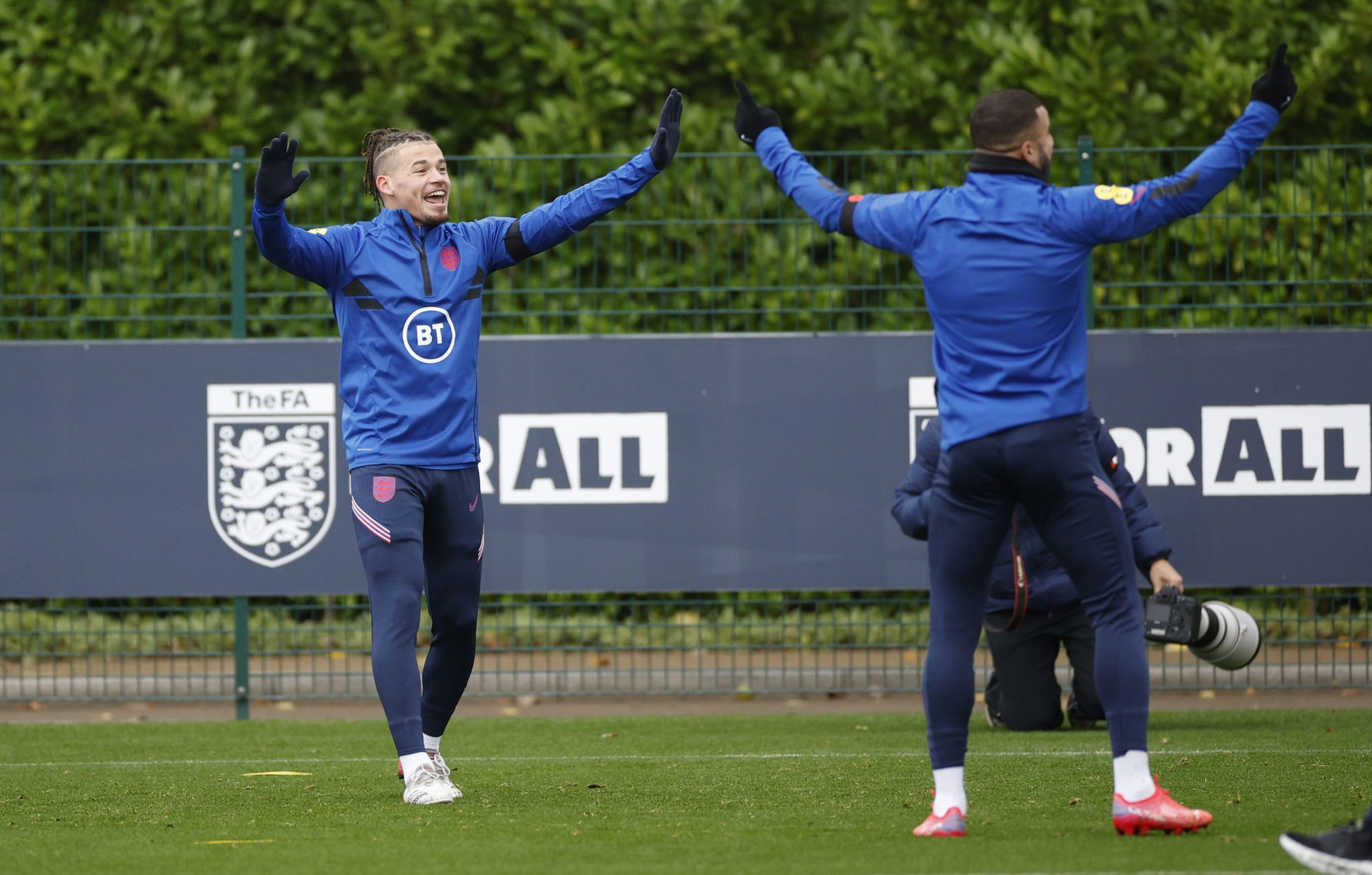  Image: Leeds United’s Kalvin Phillips shares focused message alongside Chelsea, Man City stars