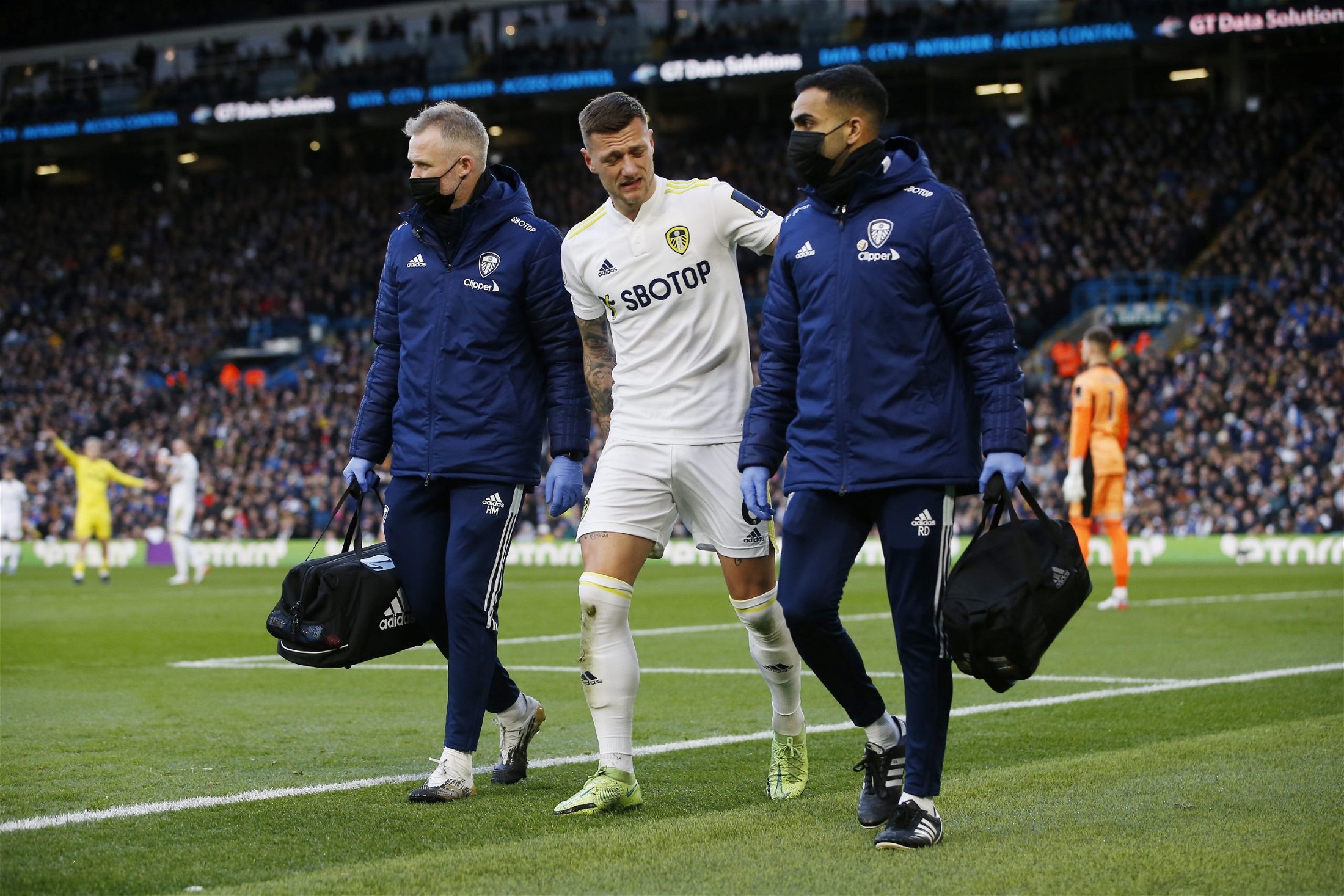  Revealed: Leeds United drop timely double injury update as Aston Villa clash nears