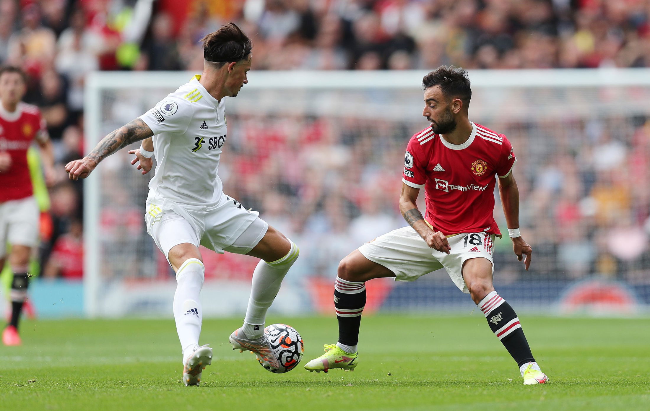  2 Manchester United weaknesses that Leeds United can expose this afternoon