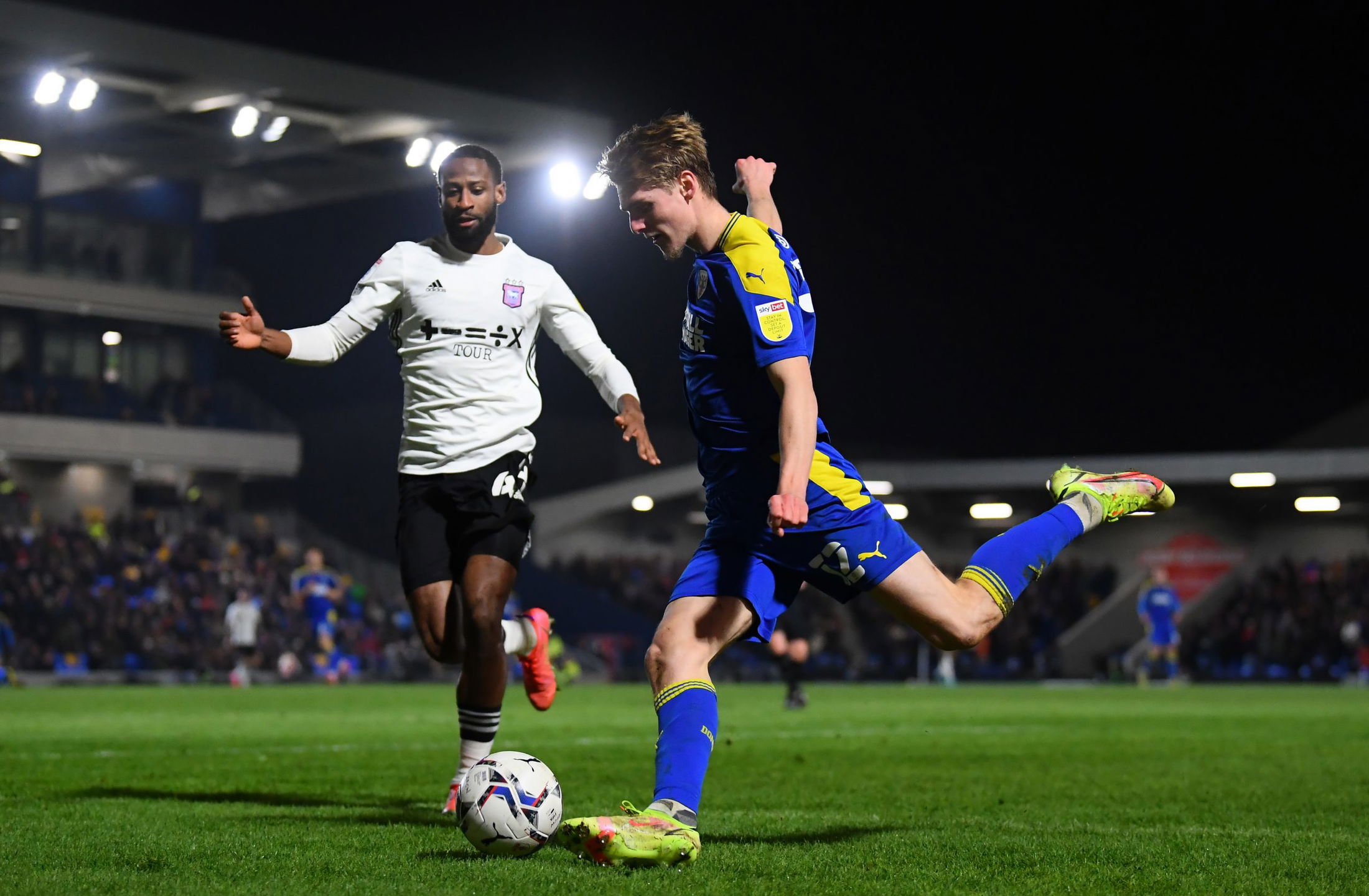  Report: Leeds United one of multiple clubs chasing 7-goal midfielder