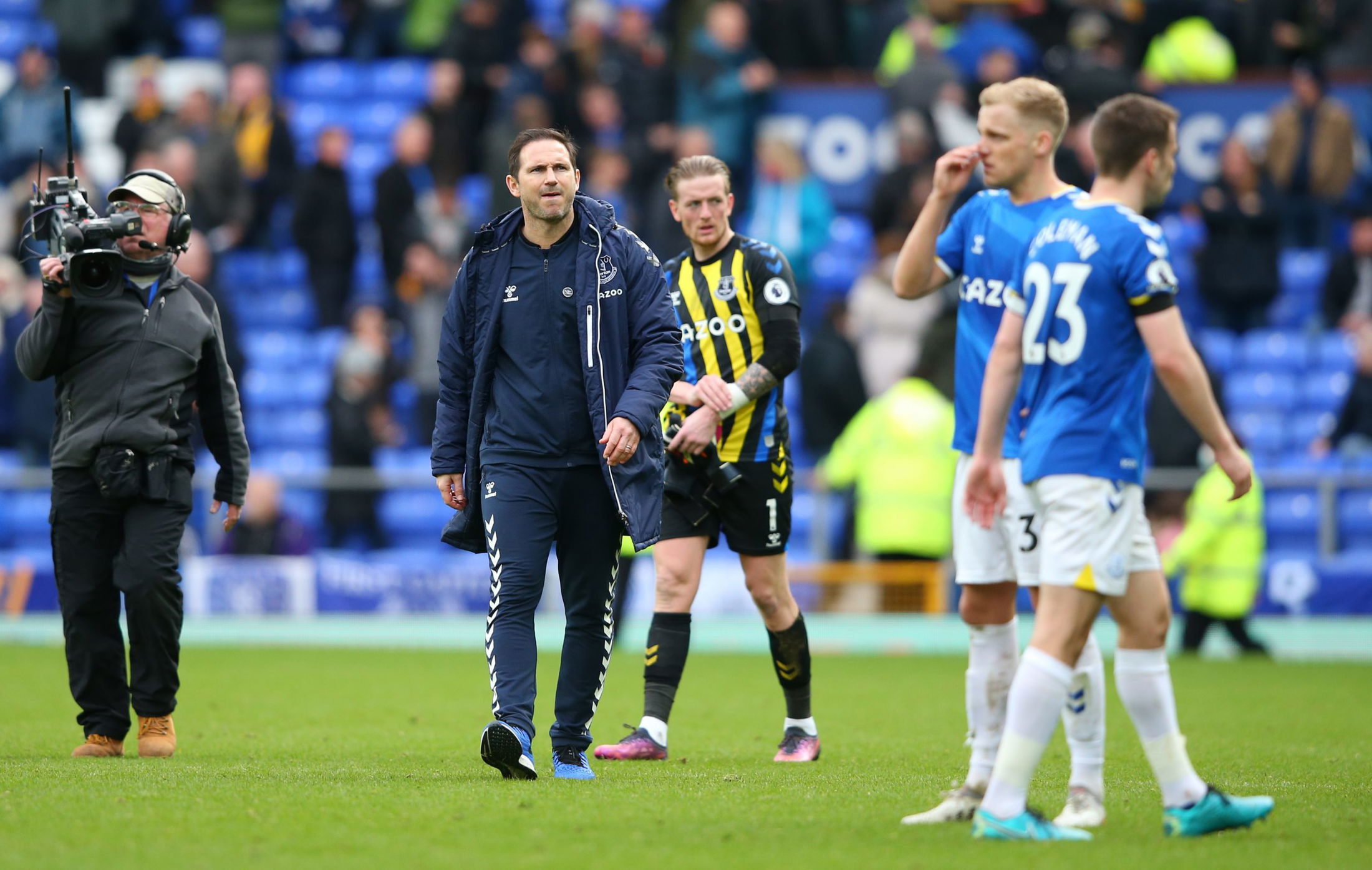  Frank Lampard reacts to what Chelsea player did at Leeds United