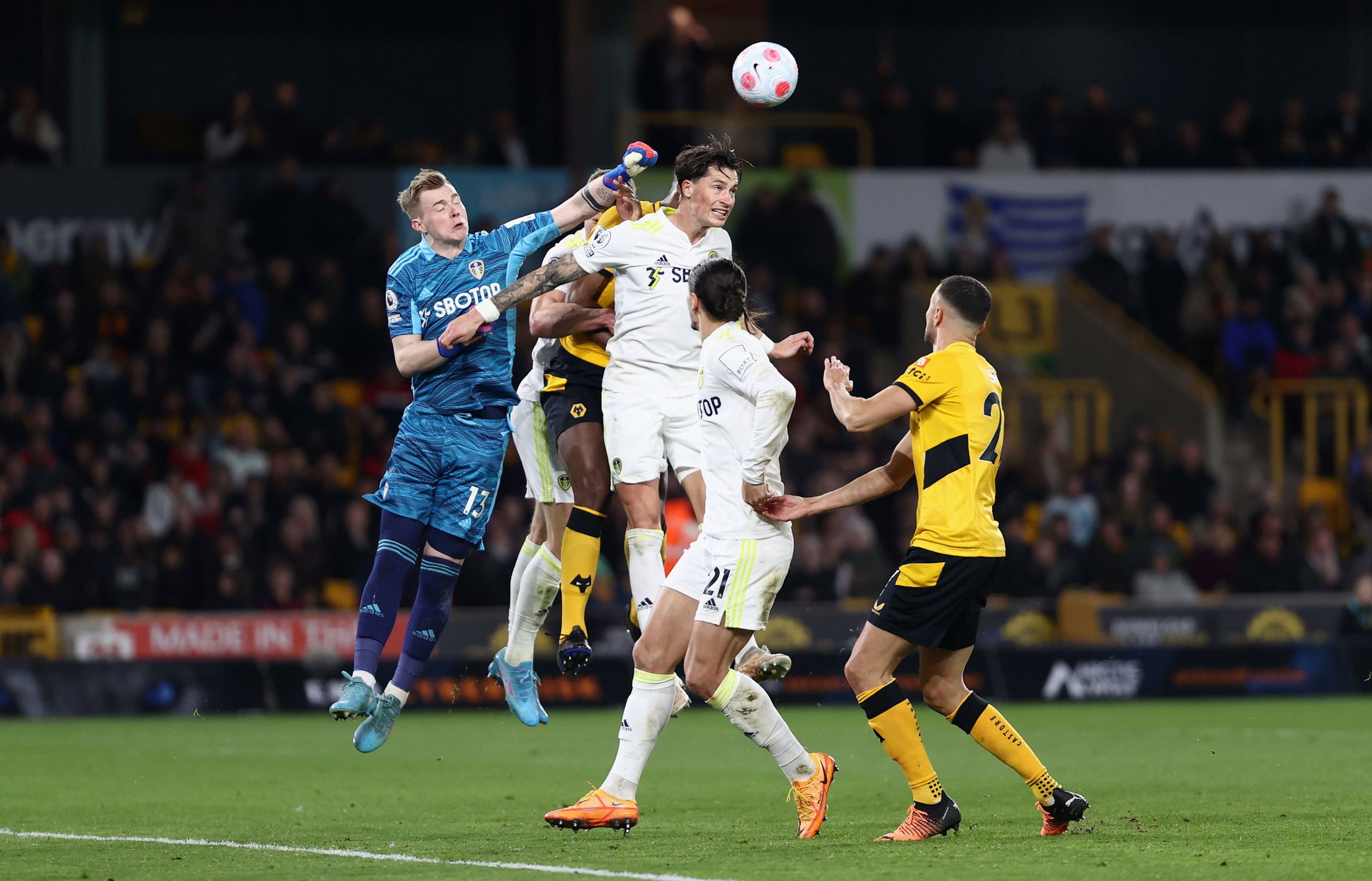  Alan Shearer praises Leeds United individual’s “world-class” double moment in Wolves win