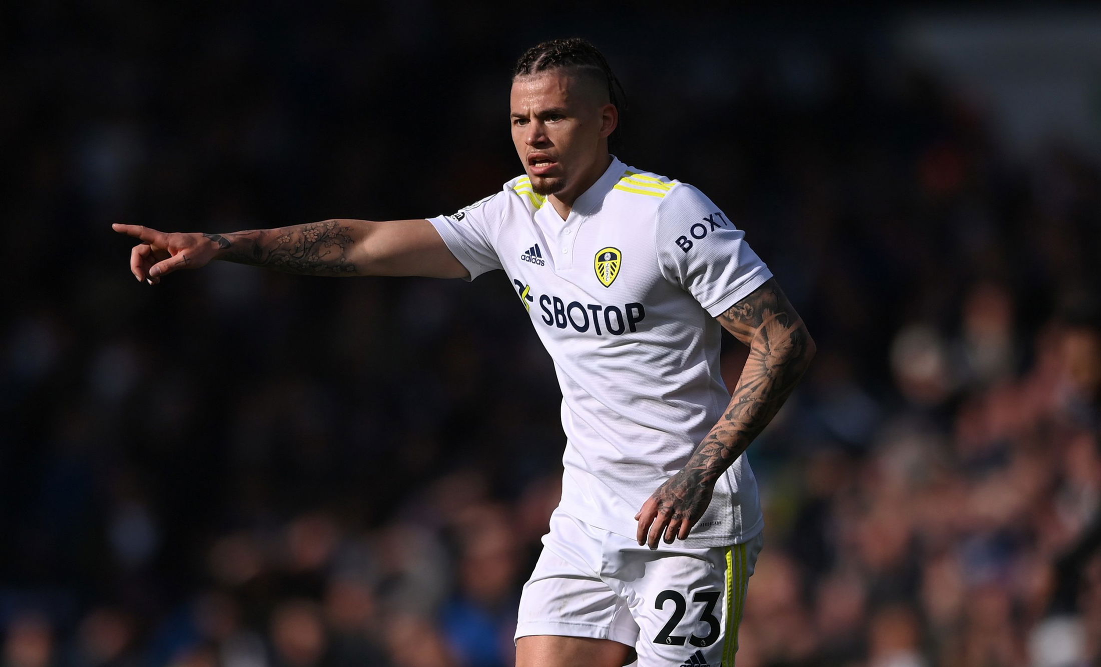  ‘There’s obviously talk’ – Aston Villa urged to make triple Leeds United swoop