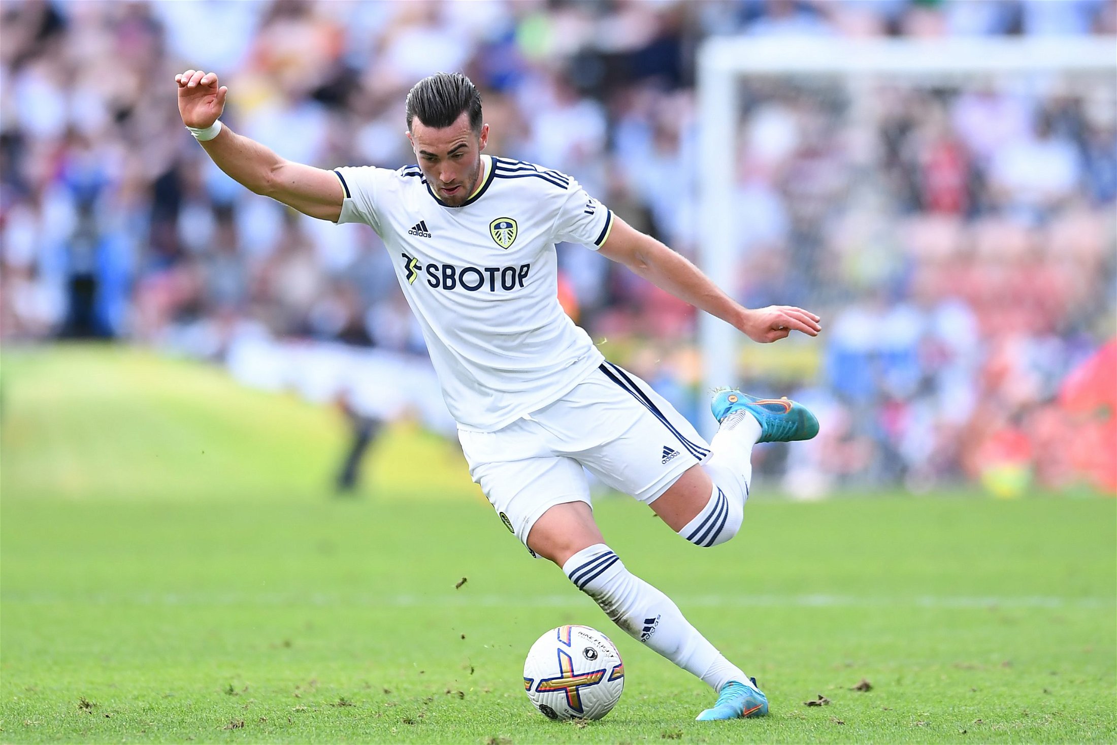Yorkshire Evening Post report drops key update on Newcastle United’s pursuit of Leeds United ace