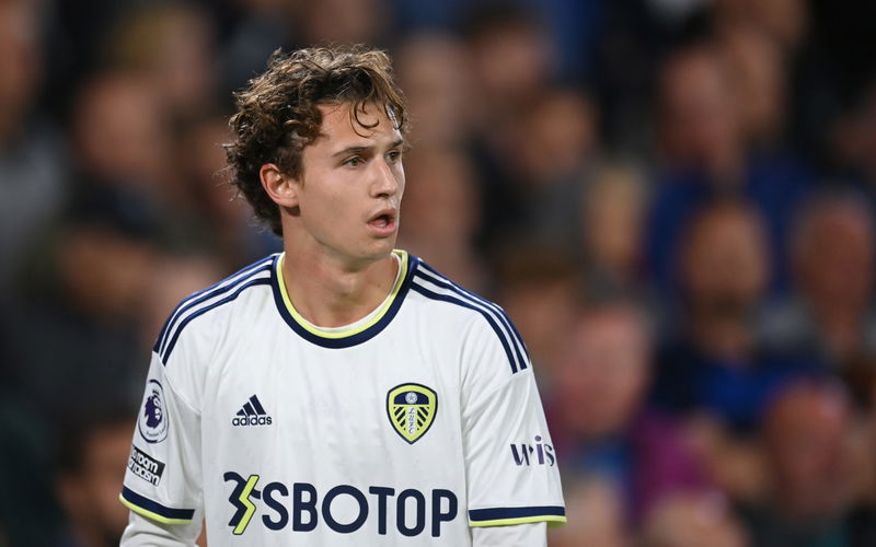 Image for Phil Hay issues Brenden Aaronson claim after Kalvin Phillips & Raphinha Leeds United exits