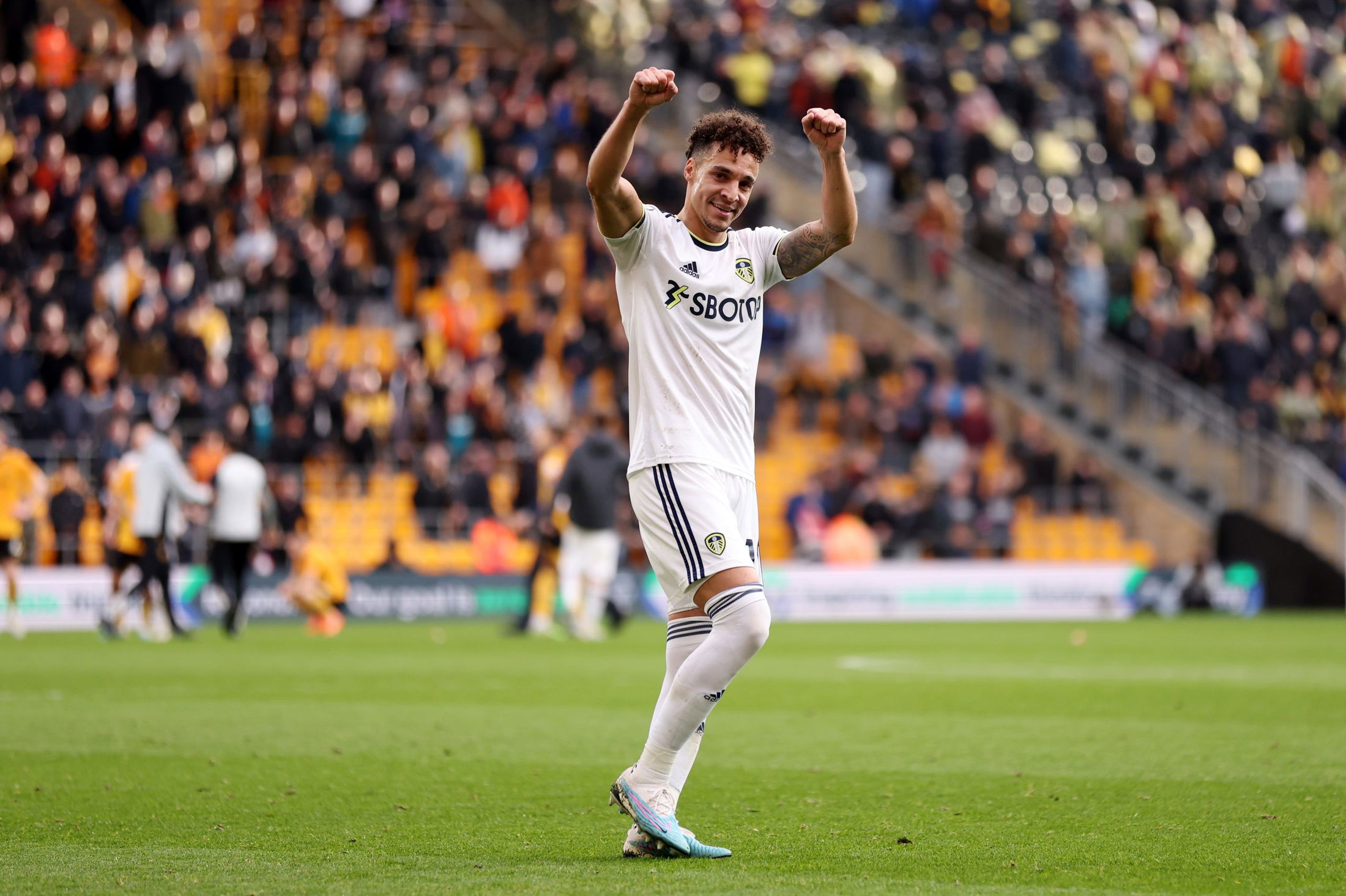 25 Championship players out of contract in 2024 including Leeds star