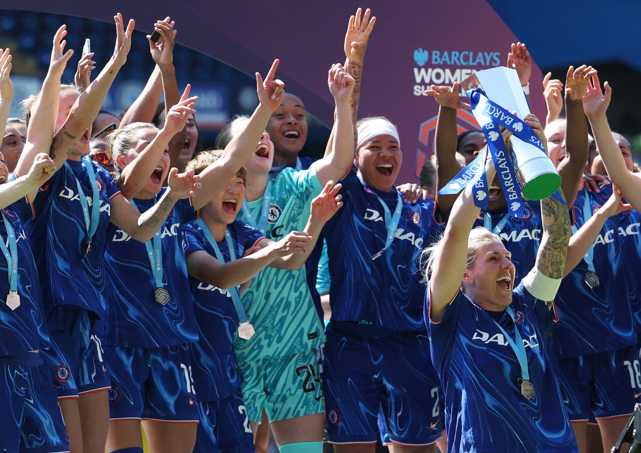 Ashley Lawrence's Chelsea celebrate WSL title with unbeaten season