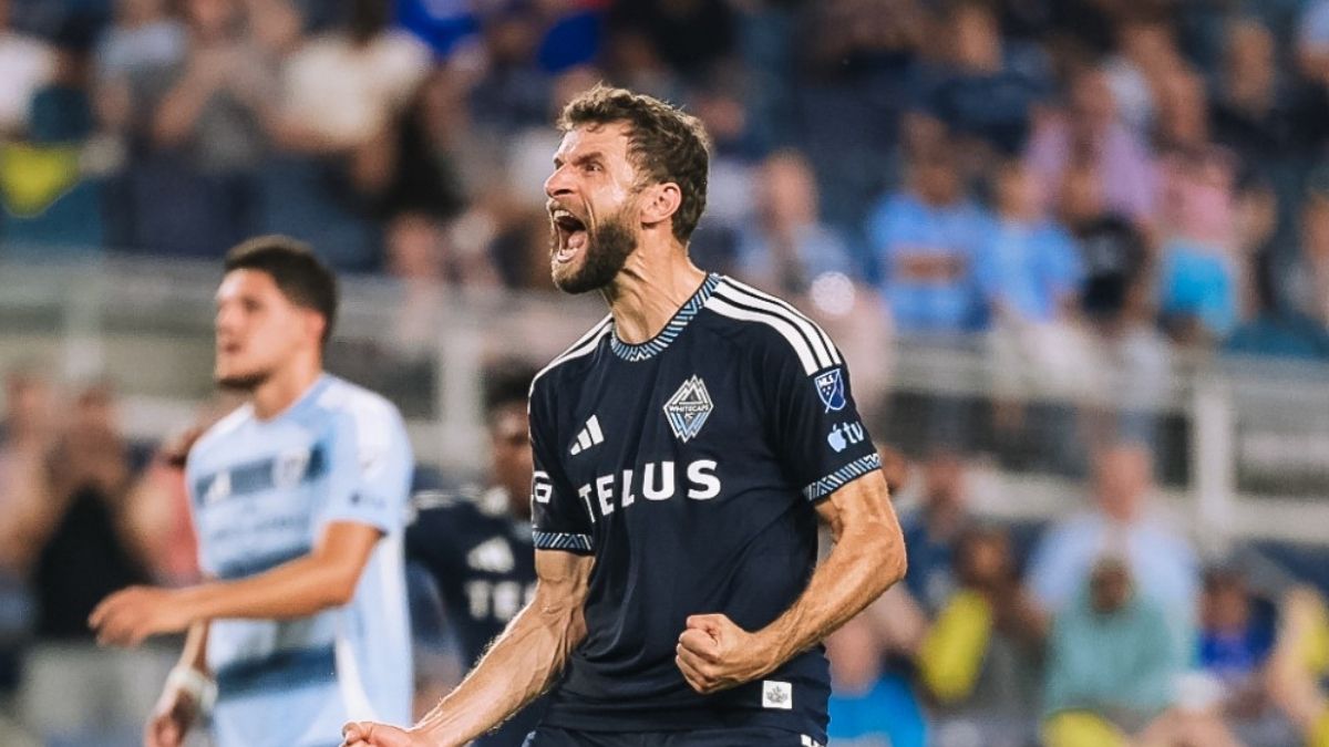 Vancouver Whitecaps extend Thomas Muller contract through 2027 MLS Sprint Season