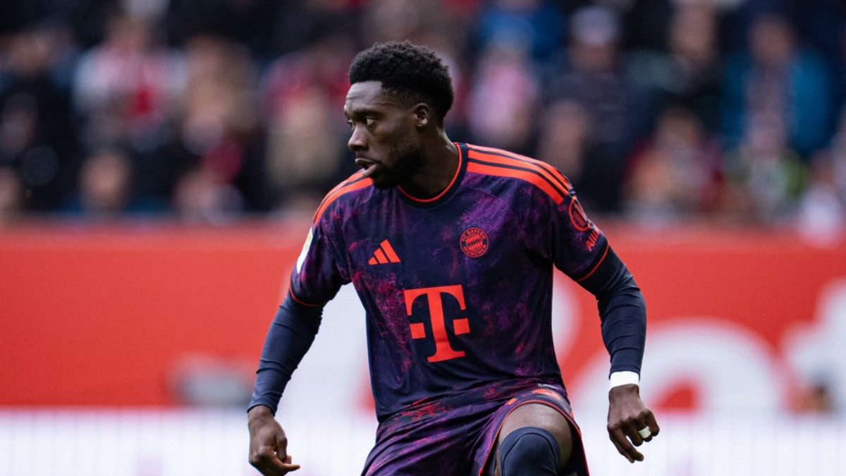 Alphonso Davies' Bayern Munich battle back, settle for derby draw