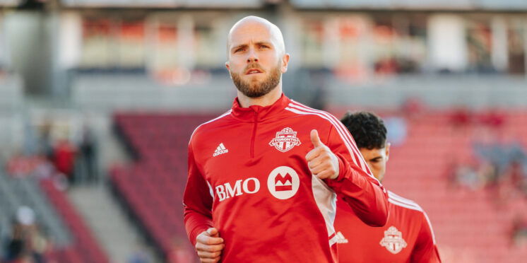 Toronto FC hopes new jerseys will please fans