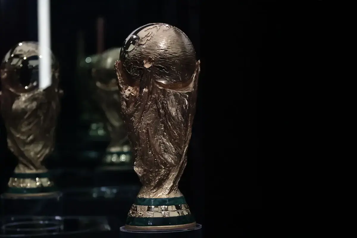 Toronto Cannabis Shop Unveils World Cup Trophy Bongs for Fans