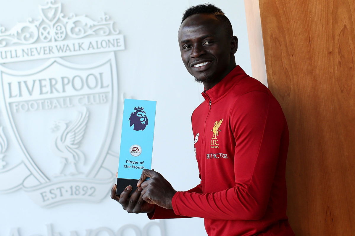 Мане в 6. Игрок месяца АПЛ награда. Мане награда игрок мес. Liverpool Player of the month. Liverpool Player of the month Award.