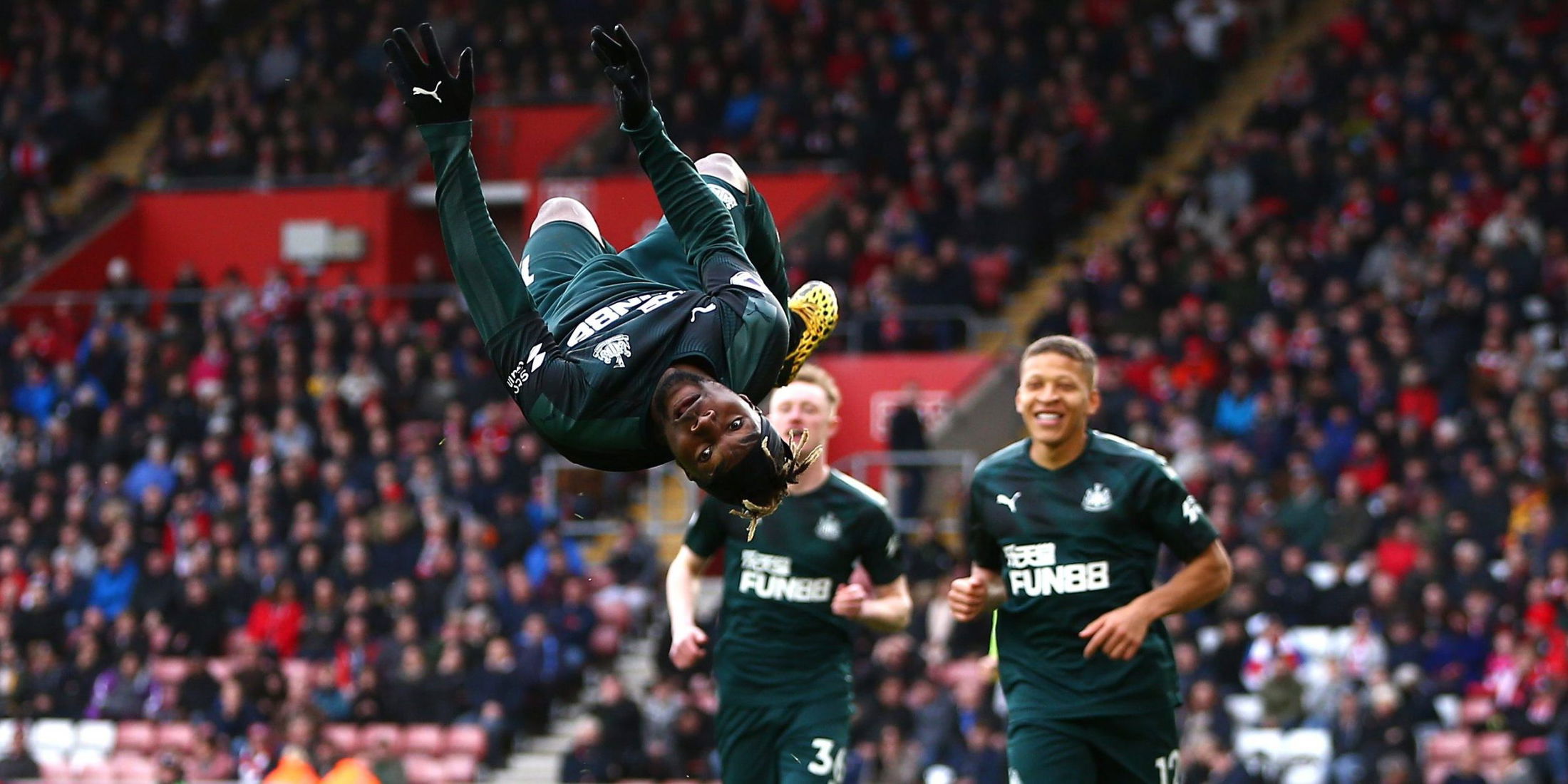 Southampton FC v Newcastle United  Premier League  Read Newcastle