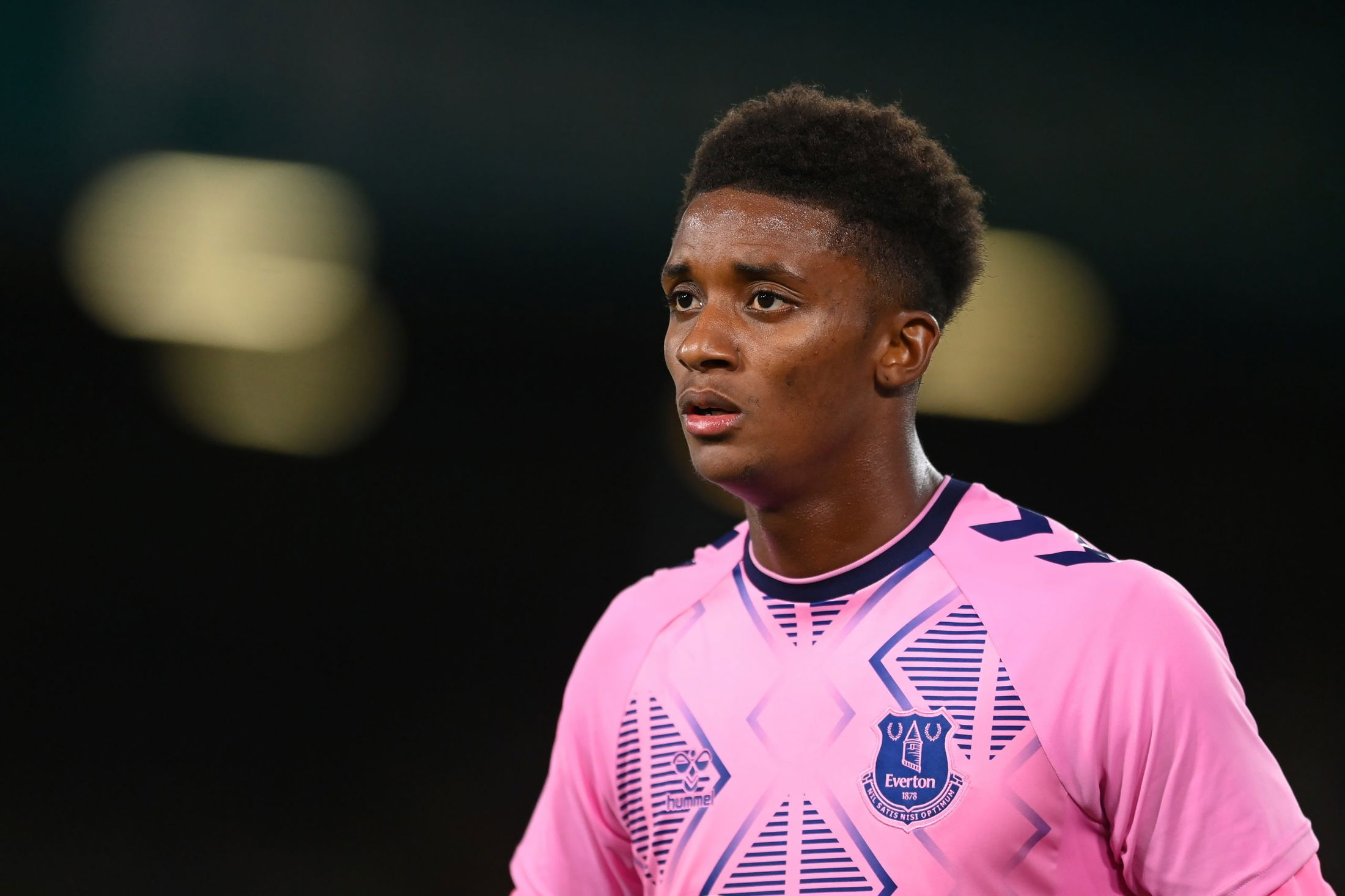 Demarai Gray - Tiền Vệ Tấn Công Triển Vọng Của Everton và Đội Tuyển Anh Demarai Gray - Tiền Vệ Tấn Công Triển Vọng Của Everton và Đội Tuyển Anh