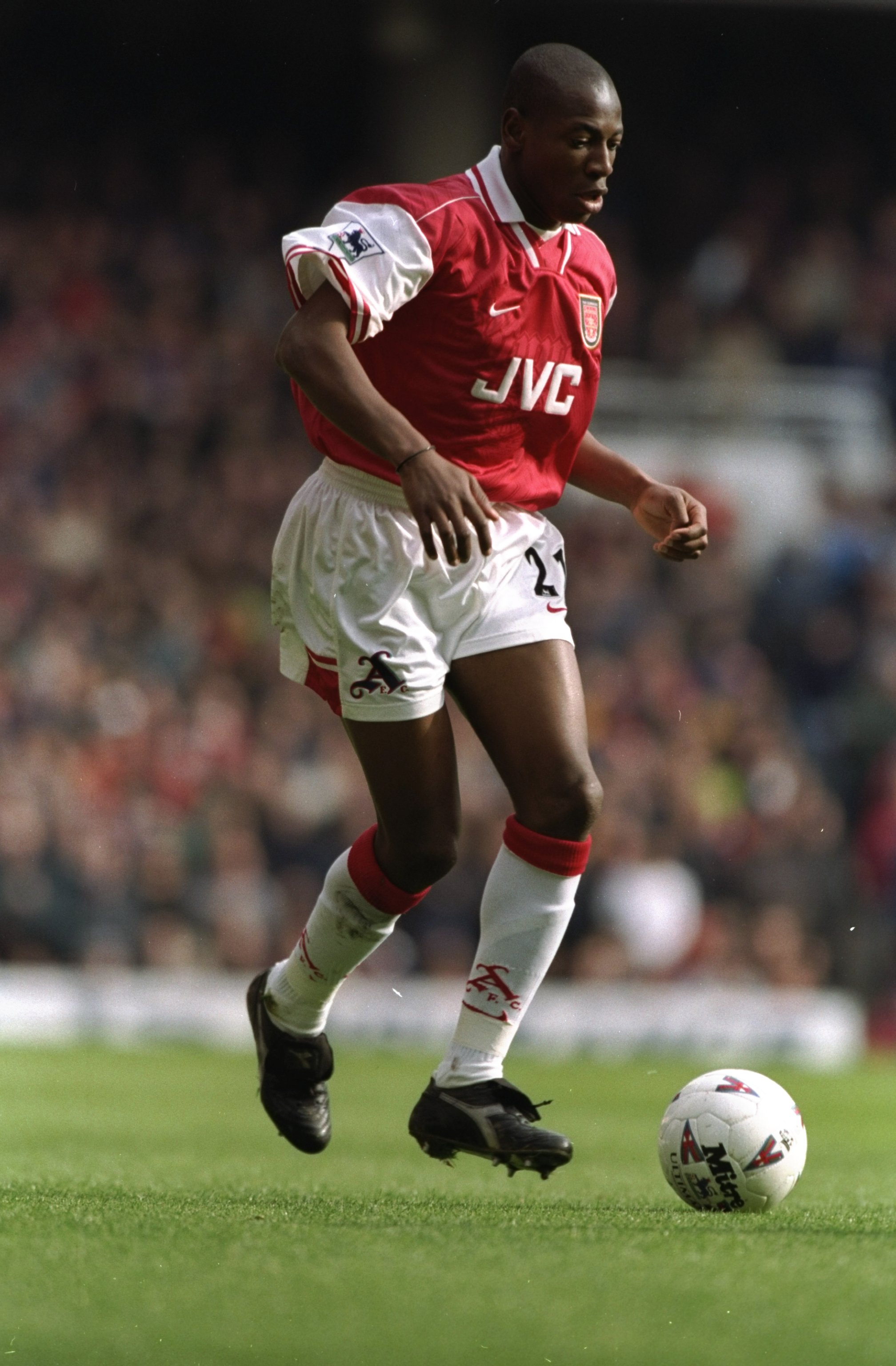 Luis Boa Morte Attacking Midfielder Read Arsenal