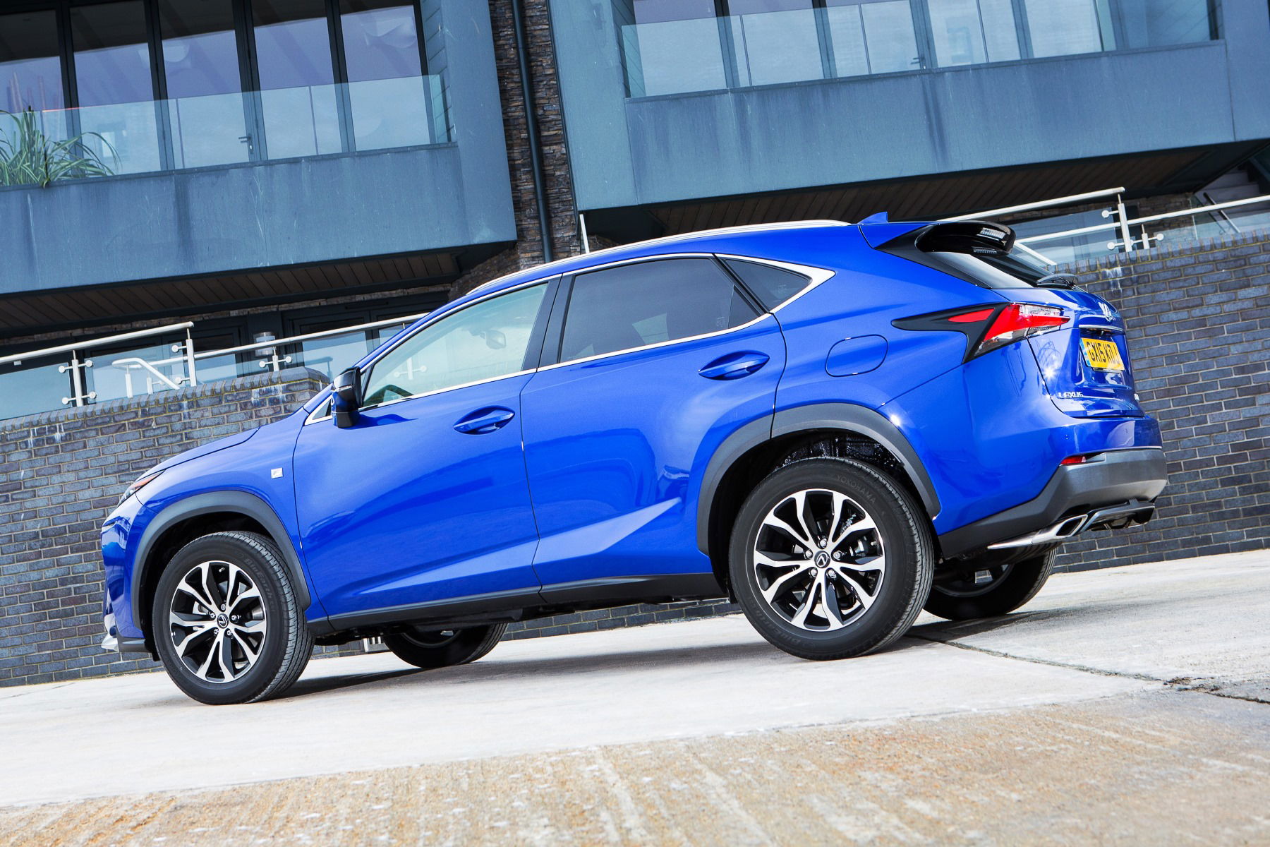 Lexus NX 300h Premier Auto - £860 extra - Read Cars