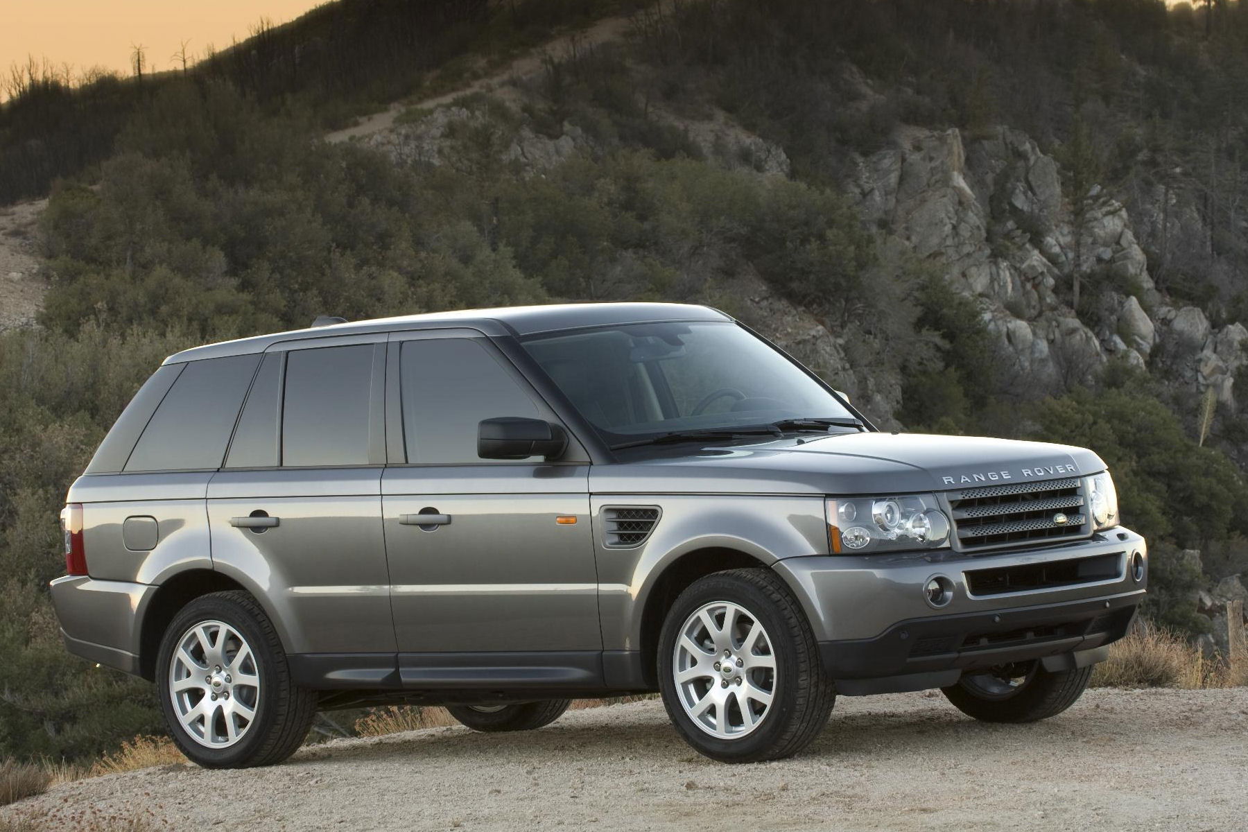 Range rover 2007 год. Рендж Ровер 2007. Рендж Ровер спорт 2007. Land Rover range Rover Sport 2007. Ленд Ровер спорт 2006.