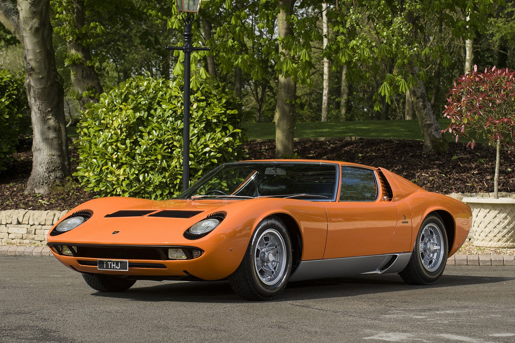 Lamborghini miura 1966