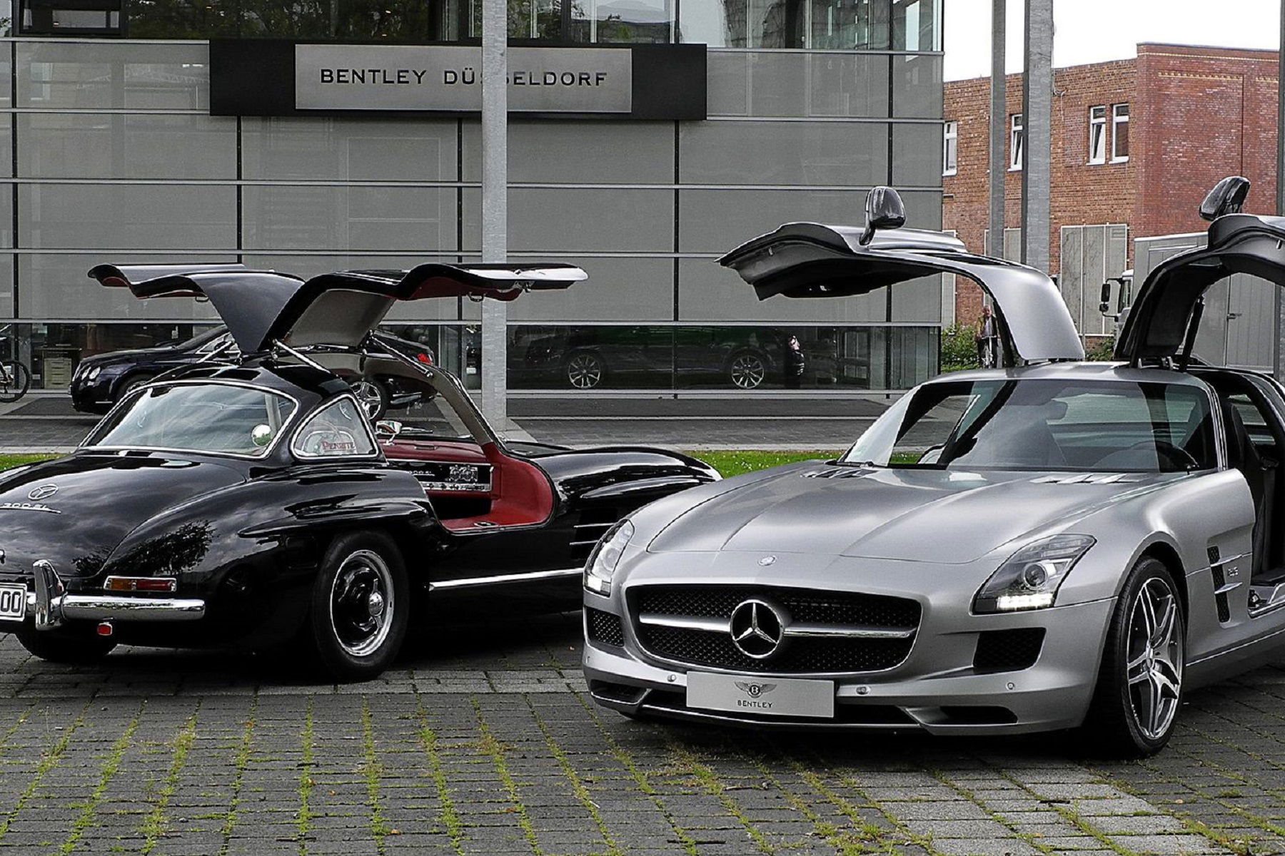 Mercedes Benz Sls Amg 2010 Read Cars