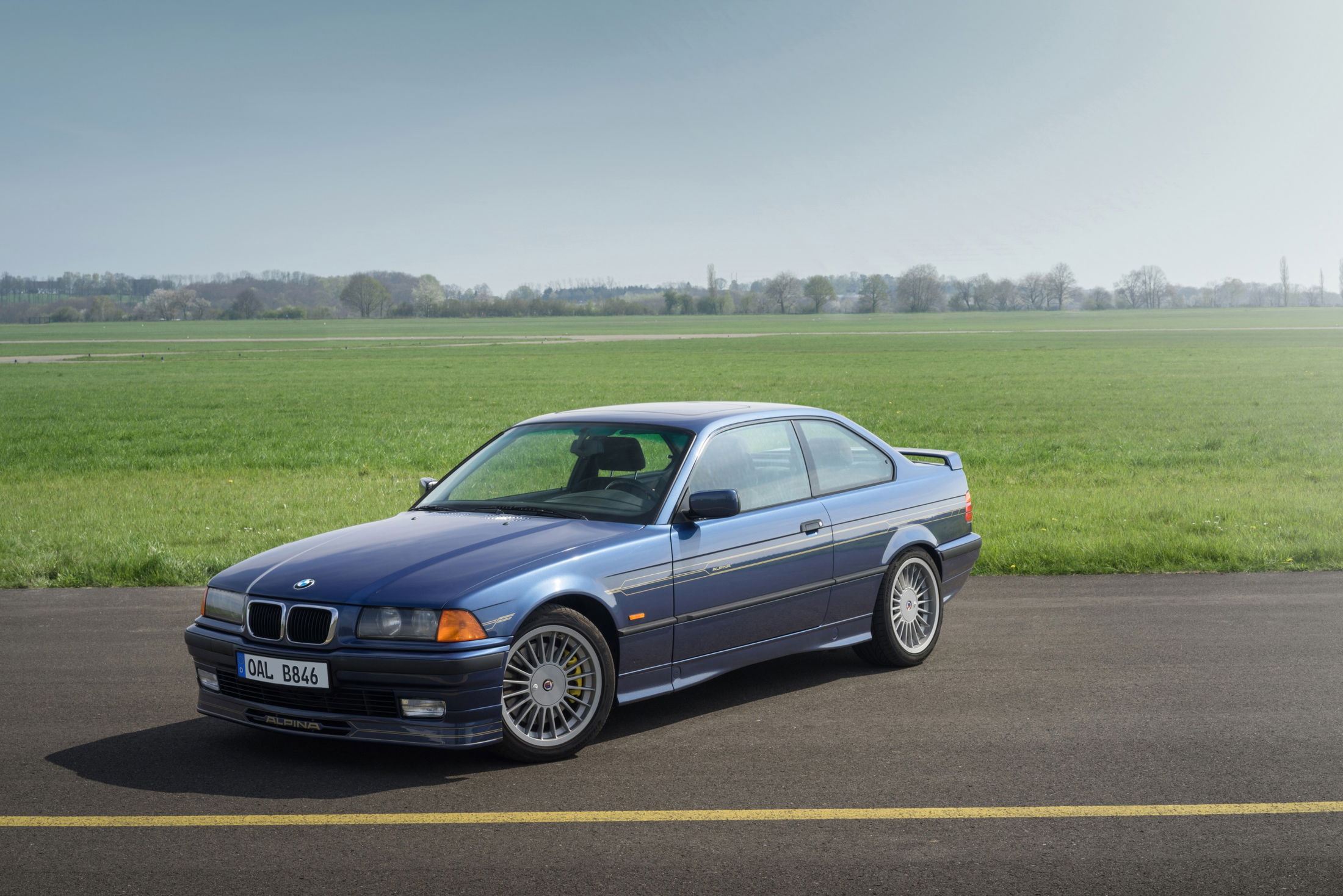 Alpina B8 4.6 - Read Cars
