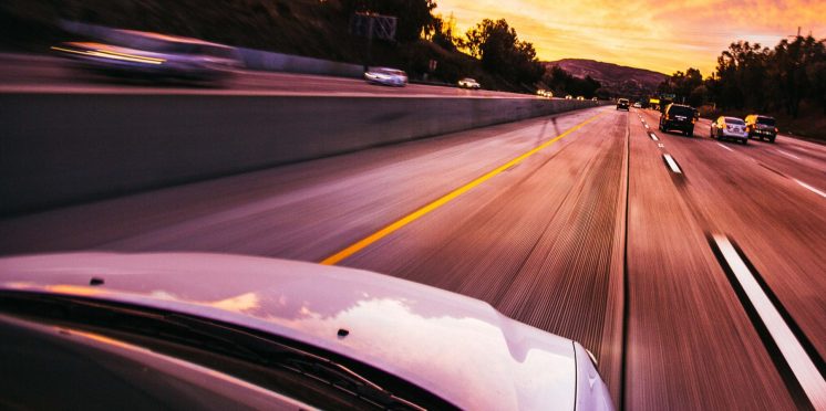 Motorway driving - Taras Makarenko/Pexels
