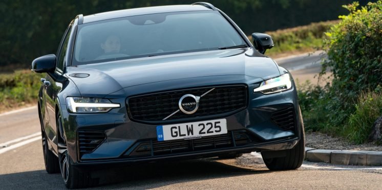 Volvo-V60-Recharge-plug-in-hybrid-review