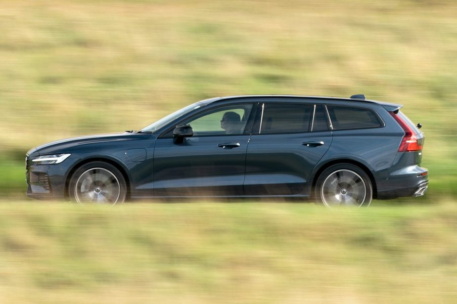 Volvo V60 Recharge plugin hybrid wins the space race Read Cars