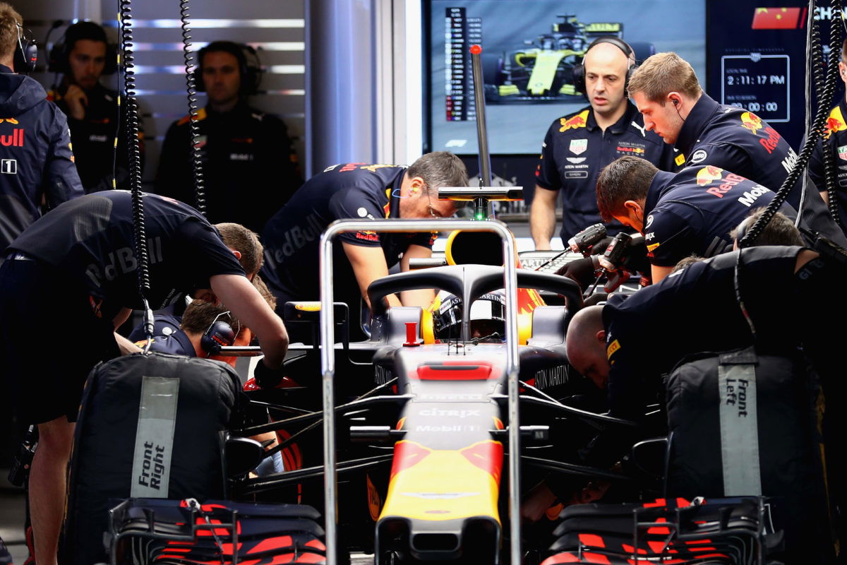 Milton Keynes College and Red Bull Racing announce apprenticeships ...